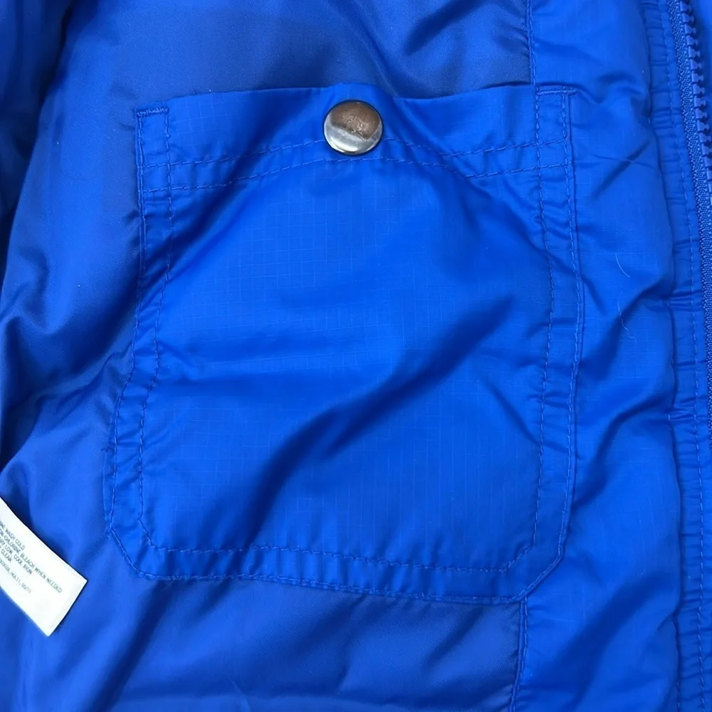 Gap Kids Puffer Vest Size S (6-7) Blue Inside and Outside Pockets Like New